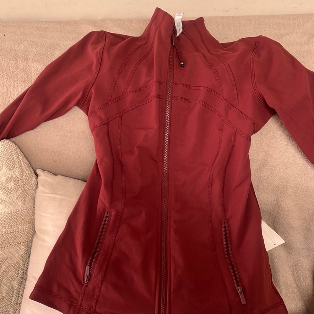 Lululemon define jacket size 8